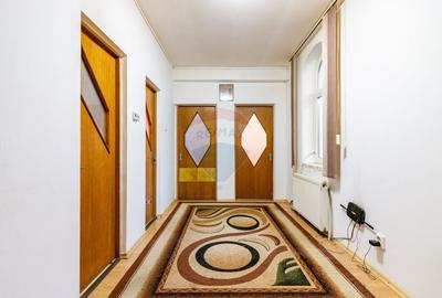 Vanzare apartament in casa interbelica -  zona centrala si linistita - 3