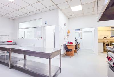 Spațiu comercial, de 650 mp, în Drumul Taberei - 7