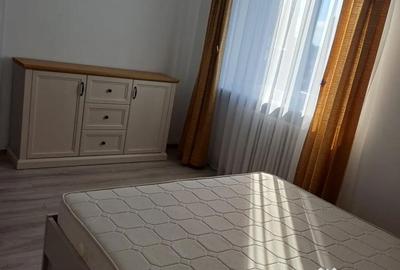 Apartament cu 2 camere decomandat în Central - 2