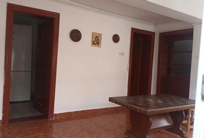 Casă cu 3 camere cu Teren 1200 Mp în Central - 6