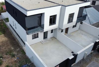 Vila P+1 Ovidiu Centru  tip Duplex - 1