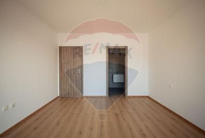 Apartament cu 3 camere tip Penthouse in zona Cetate COMISION 0% - 16