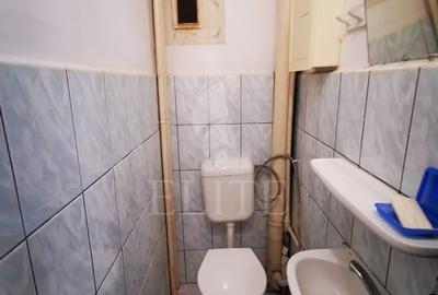 Apartament 4 camere în zona NEGOIU - 9