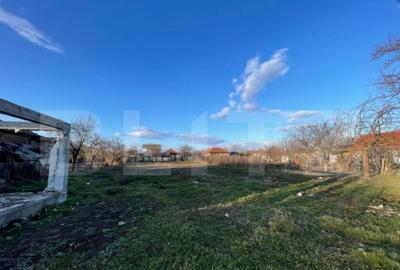 Teren intravilan de vanzare Podari 982 mp - 3