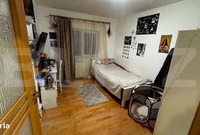 Apartament cu 4 camere decomandat, mobilat în Soarelui