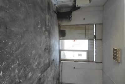 Spațiu comercial, de 49 mp, în Central - 7