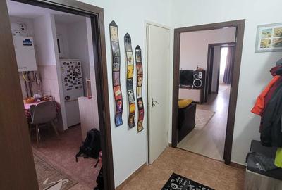 Apartament cu 2 camere semidecomandat în Gemenii - 3