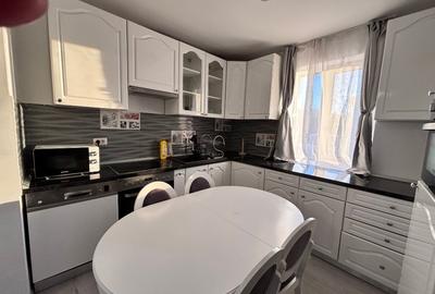 Apartament cu 3 camere semidecomandat, mobilat în Nord - 4