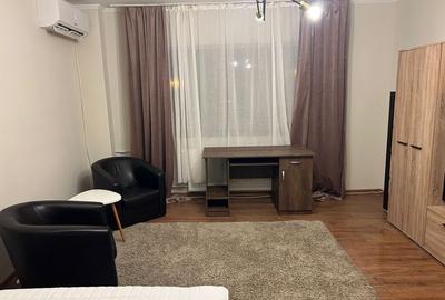 Garsonieră decomandată în Sebastian - 3