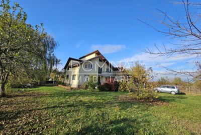 Casă cu 5 camere cu Teren 5270 Mp în Șișești - 1