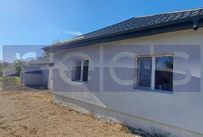 VANZARE CASA DEOSEBITA | VEDEA | TEREN 700 MP | 3 DORMITOARE | RENOVATĂ COMPLET - 2