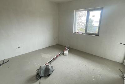 Casă cu 4 camere cu Teren 250 Mp în Clinceni - 6