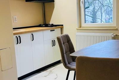 Totul Nou! Inchiriere  Garsonieră Spațioasă cu Balcon – Piața Alba Iulia! - 2