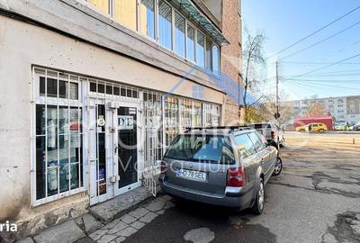 Spațiu comercial, de 54 mp, în Petros - 6