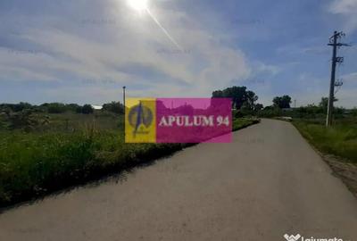 Teren de 524 mp, în 1 Decembrie - 4