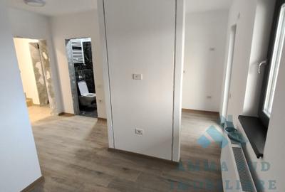 Casă individuală cu 15 camere cu Canalizare în Apărătorii Patriei - 11