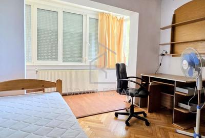 Apartament 3 camere, 2 bai, balcon, zona UMF - 6