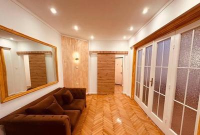 Apartament cu 2 camere decomandat, mobilat în Calea Victoriei