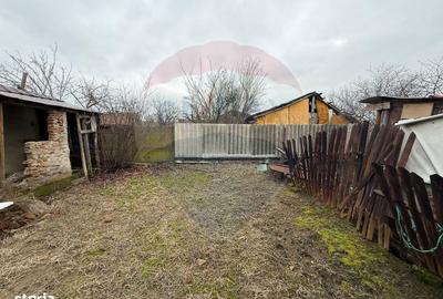 Casă cu 3 camere cu Teren 1300 Mp în Șimnicu de Sus - 2