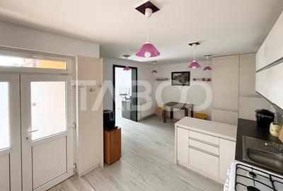 Duplex cu 3 camere cu Canalizare în Mărăști - 3
