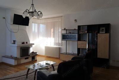 Casă cu 8 camere cu Teren 179 Mp în Craiter - 1