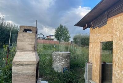 Casă cu 4 camere cu Teren 1000 Mp în Central - 3