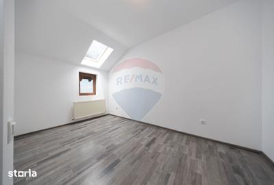 Casă cu 3 camere cu Teren 177 Mp în Sânpetru - 1