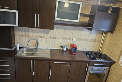 Apartament cu 3 camere decomandat în Titan - 4