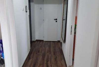 Apartament cu 3 camere decomandat în Aluniș - 2