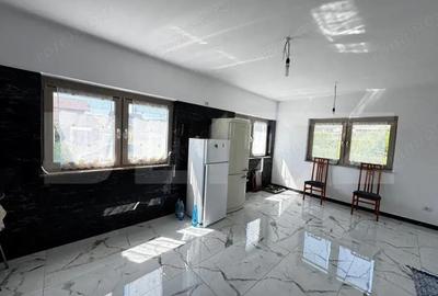 Casă cu 4 camere cu Teren 861 Mp în Micești - 2