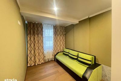Apartament cu 3 camere decomandat în Central - 11