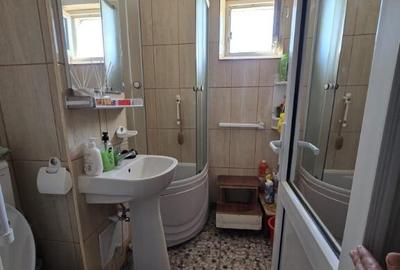 APARTAMENT 3 CAMERE str NEPTUN 60mp - 2