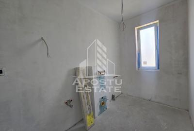 Jumatate de duplex pe parter cu 3 camere si 2 bai, Sag - 11