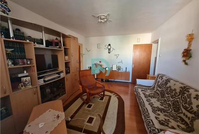 Apartament cu 3 camere semidecomandat, mobilat în Astra - 3