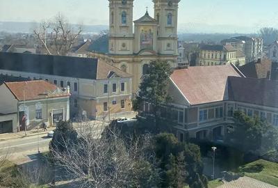 Apartament 4 camere cu vedere panoramica Lugoj, etaj 6/10