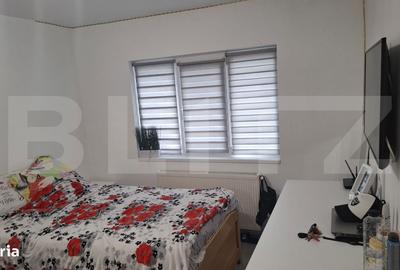 Apartament cu 2 camere decomandat în Micro 4 - 3