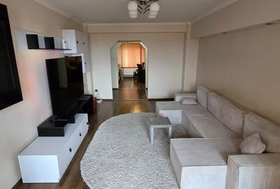 Apartament cu 3 camere decomandat în Aradului - 3