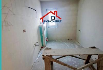 Casă cu 4 camere cu Teren 370 Mp în Periferie - 1