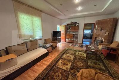 Casă cu 4 camere cu Teren 6084 Mp în Central