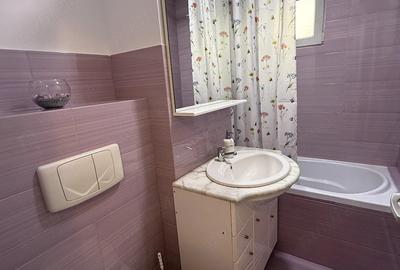Apartament cu 2 camere decomandat în Micro 5 - 6