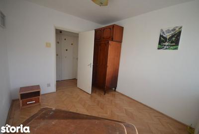 Apartament cu 3 camere semidecomandat în Vatra Luminoasă - 2