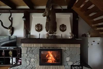 Casă cu 4 camere în Dâmbovicioara - 5