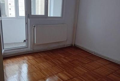 Apartament 2 camere Port, etaj 1/4 3 balcoane, ce... - 2