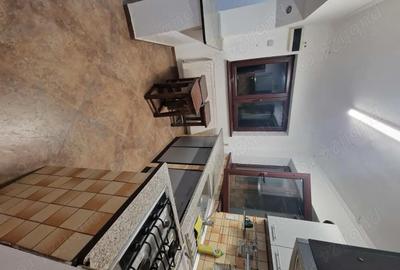 Casă cu 4 camere cu Teren 150 Mp în Central - 1