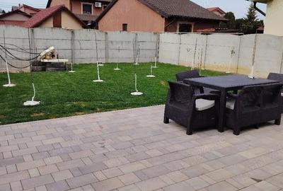 Casă cu Teren 430 Mp în Plopi