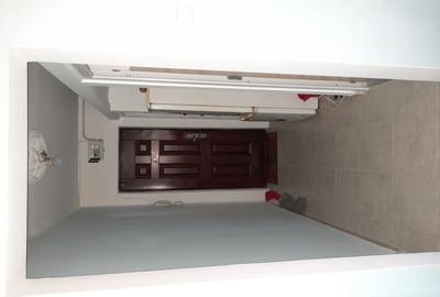 Inchiriez apartament cu 2 camere. - 2