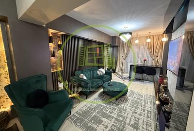 Apartament cu 3 camere, mobilat în Central