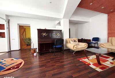 Casă cu 4 camere în Central - 8