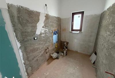 Casă cu 5 camere cu Teren 674 Mp în Vânători - 5