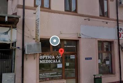 Spațiu comercial, de 140 mp, în Central - 2